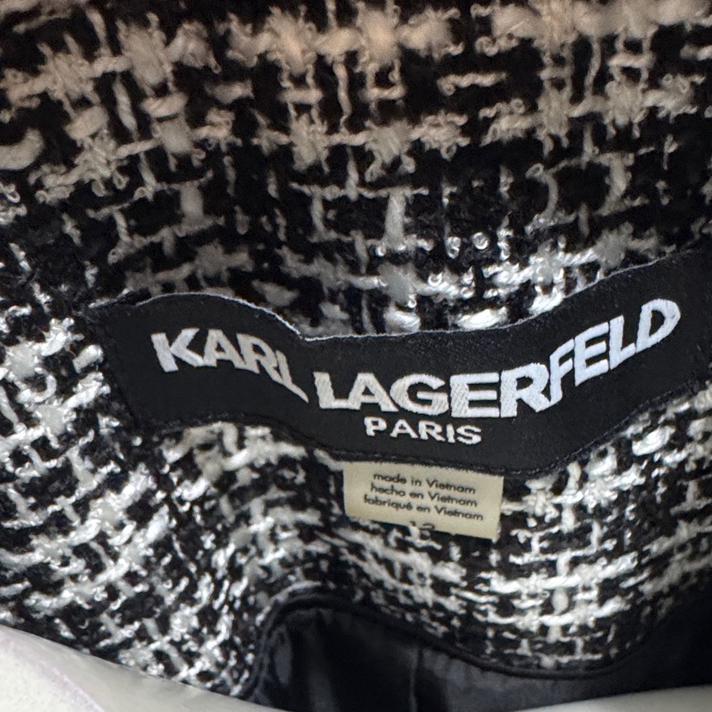 Karl Lagerfeld Monochrome Tweed Blazer, Women’s Size 12, Like New - Picture 4 of 13